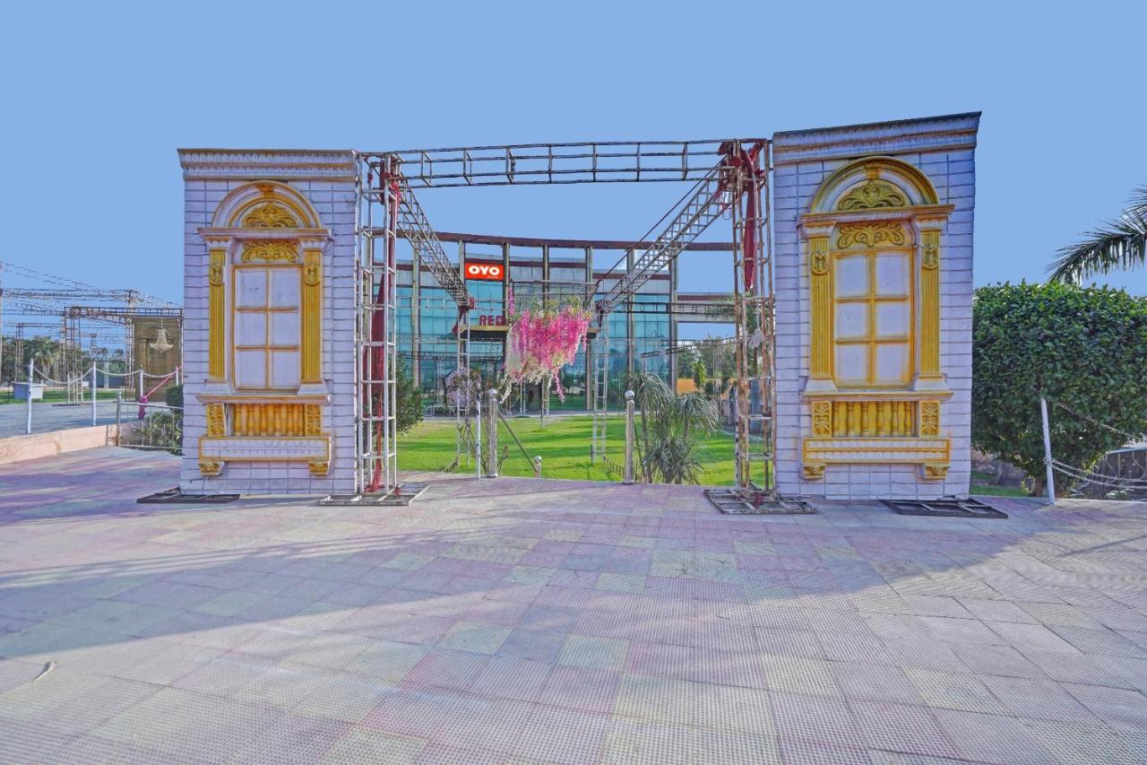 Oyo 87701 Lucky Farm Hotel Shahpur  Ngoại thất bức ảnh