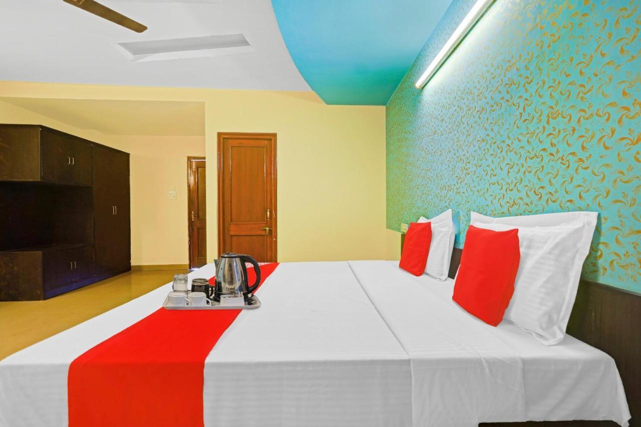 Oyo 87701 Lucky Farm Hotel Shahpur  Ngoại thất bức ảnh