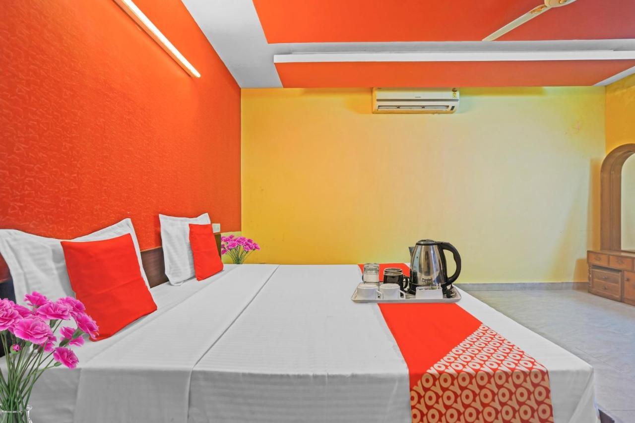 Oyo 87701 Lucky Farm Hotel Shahpur  Ngoại thất bức ảnh