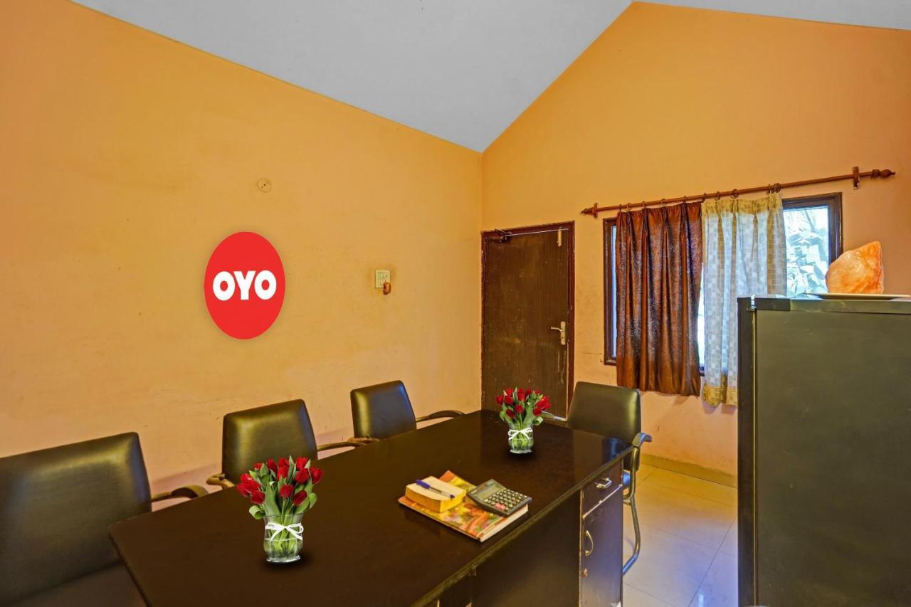 Oyo 87701 Lucky Farm Hotel Shahpur  Ngoại thất bức ảnh