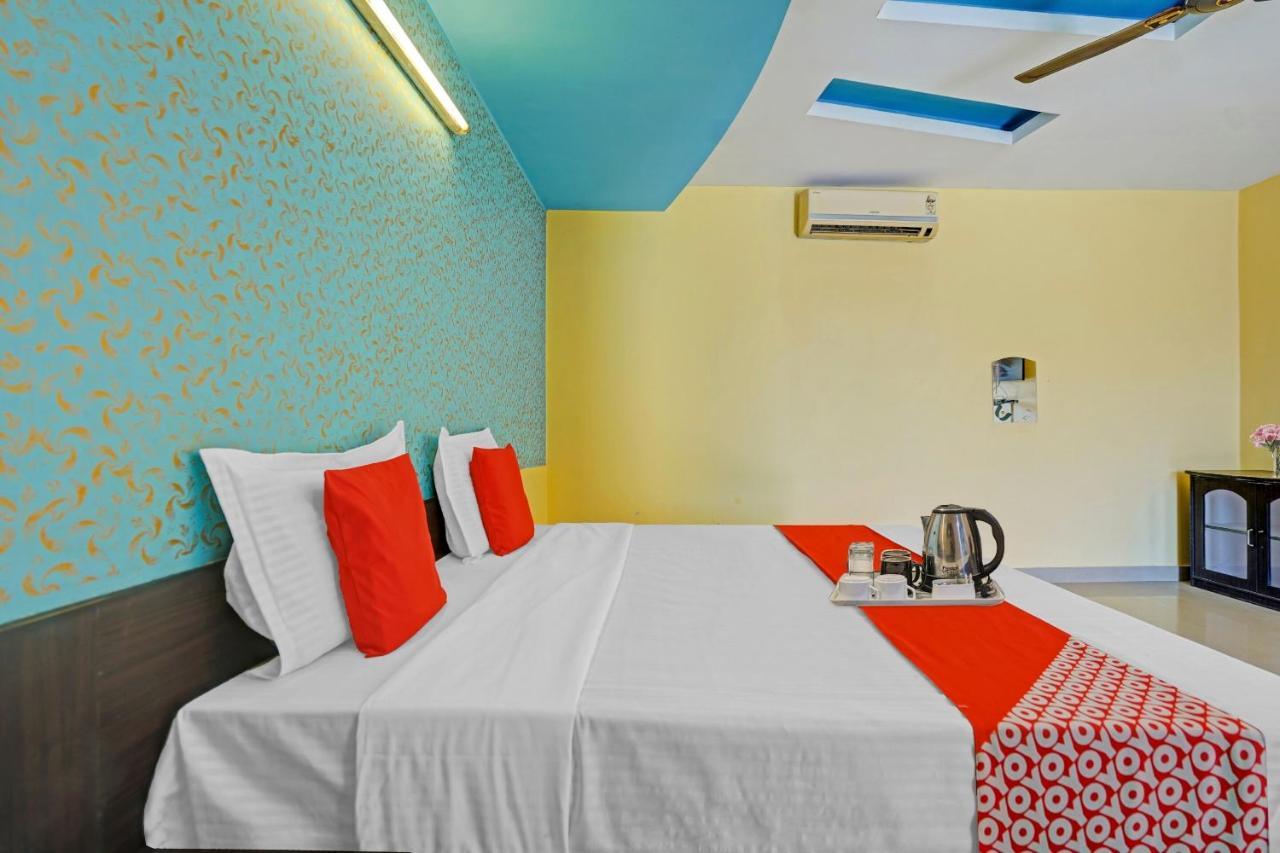 Oyo 87701 Lucky Farm Hotel Shahpur  Ngoại thất bức ảnh
